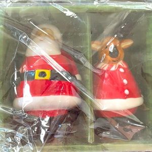 Christmas salt & pepper shaker